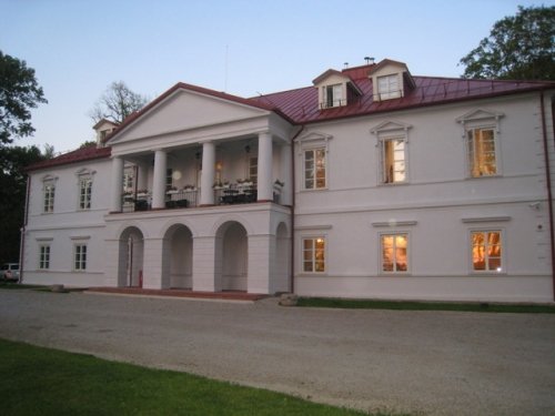 Kaimo turizmo sodybos, dvarai, vilos