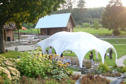 Palapinės ir paviljonai