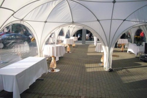 Palapinės ir paviljonai
