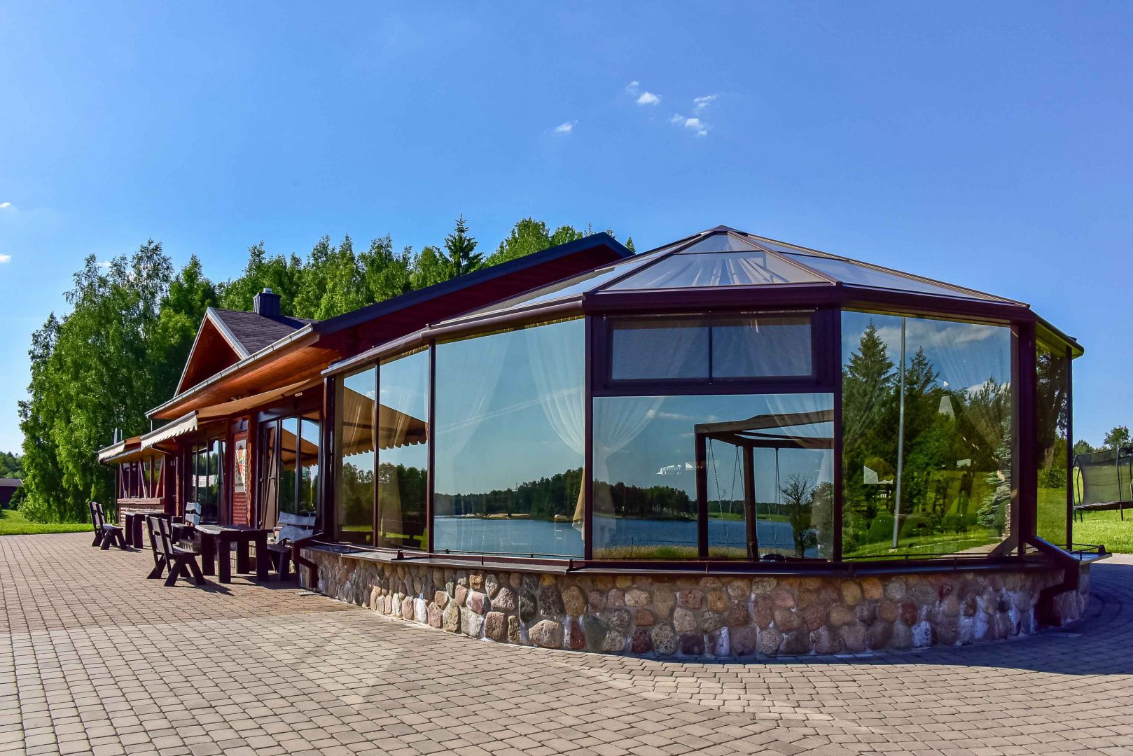 Restoranai, kavinės, barai, salės