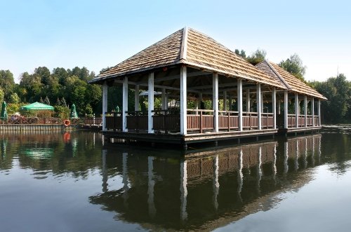 Restoranai, kavinės, barai, salės