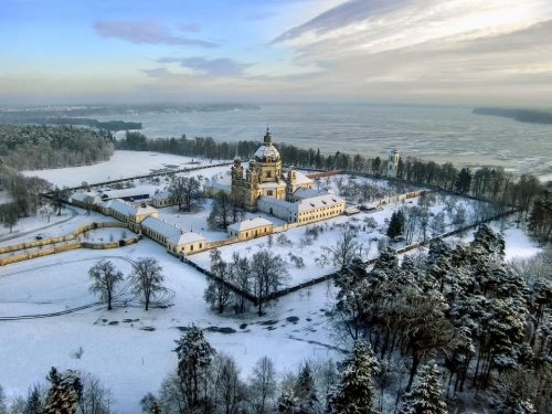 Restoranai, kavinės, barai, salės