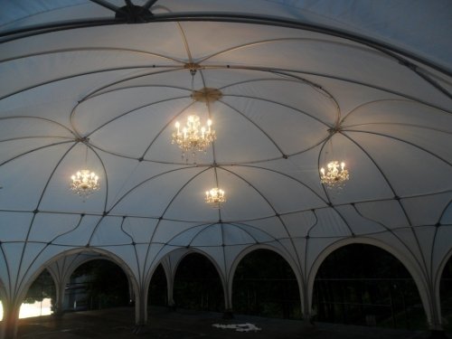 Palapinės ir paviljonai