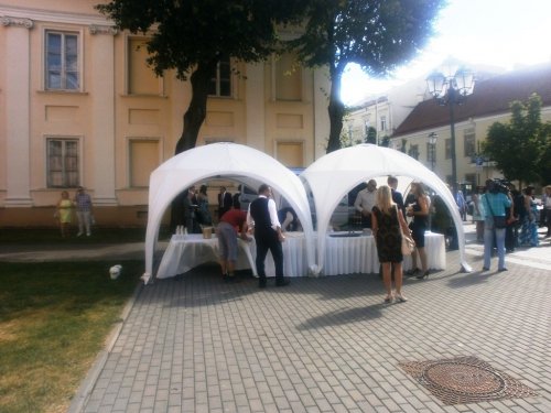 Palapinės ir paviljonai