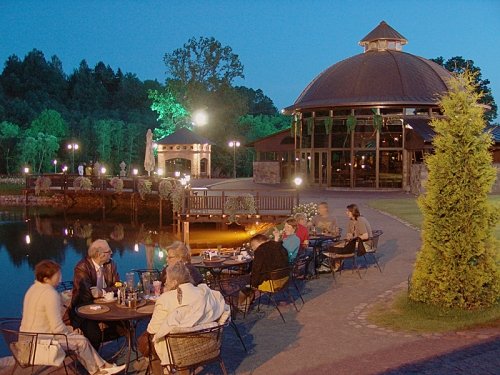 Restoranai, kavinės, barai, salės