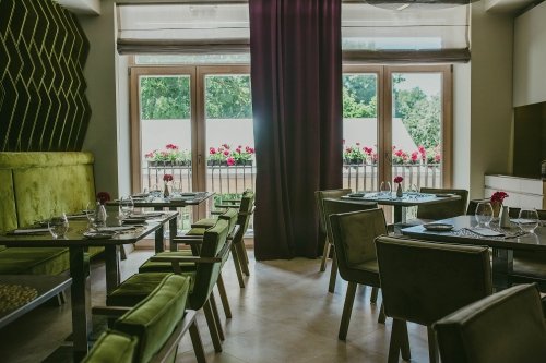 Restoranai, kavinės, barai, salės