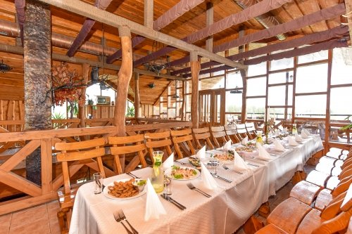 Restoranai, kavinės, barai, salės
