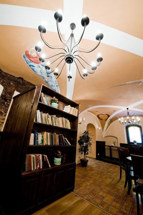 Restoranai, kavinės, barai, salės