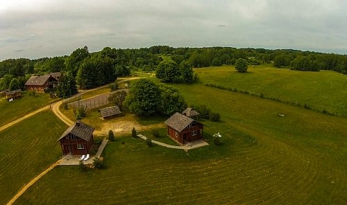 Kaimo turizmo sodybos, dvarai, vilos