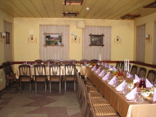 Restoranai, kavinės, barai, salės