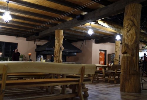 Restoranai, kavinės, barai, salės