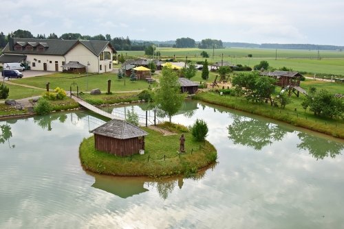 Restoranai, kavinės, barai, salės