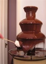 Šokolado fontanų nuoma "Saldi Pramoga"