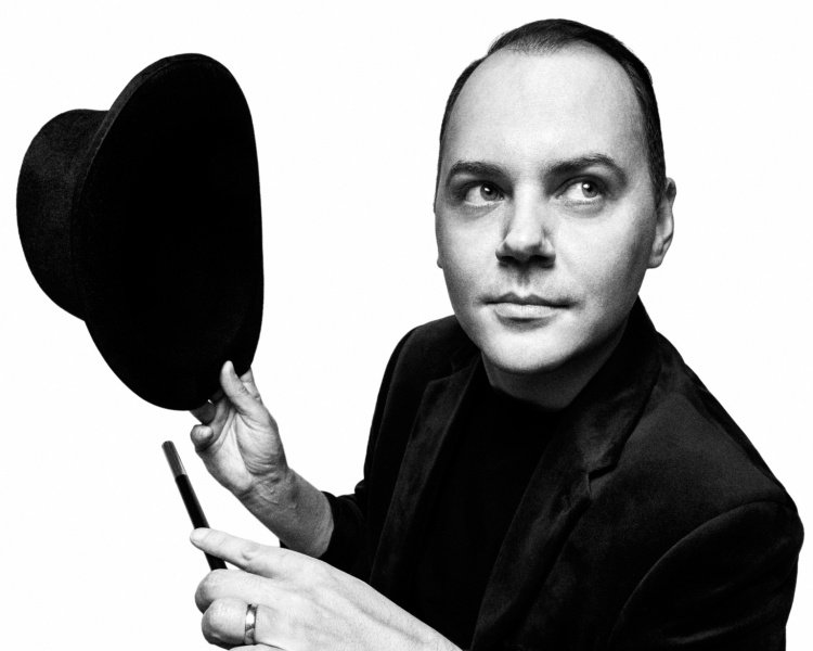 Iliuzionistas - NICHOLAS KIN[LT, RUS, ENG]