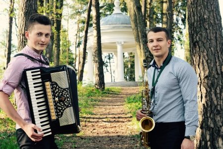 Grupė Linksmai - ypatingai Jūsų šventei!