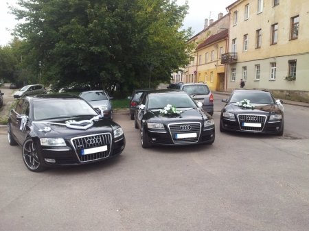 Audi A8 automobilių nuoma 