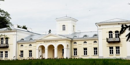 BURBIŠKIO DVARAS. Įsikūręs Anykščių regioniniame parke.