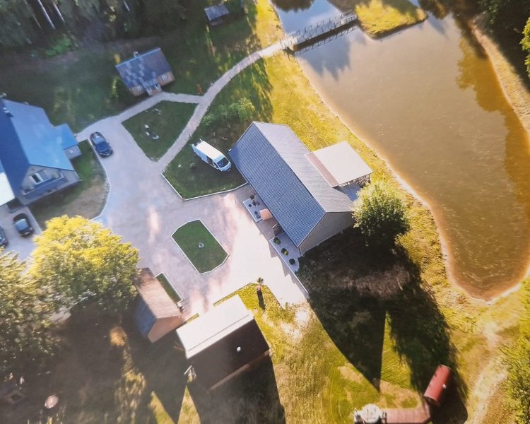 Sodyba su pirtimi šalia Panevėžio