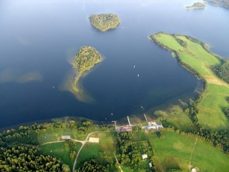Vestuvių salė prie Platelių ežero kranto