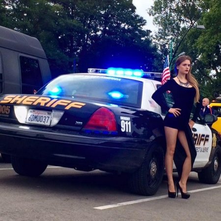 SHERIFF RENT! 2011 Ford Police Interceptor!