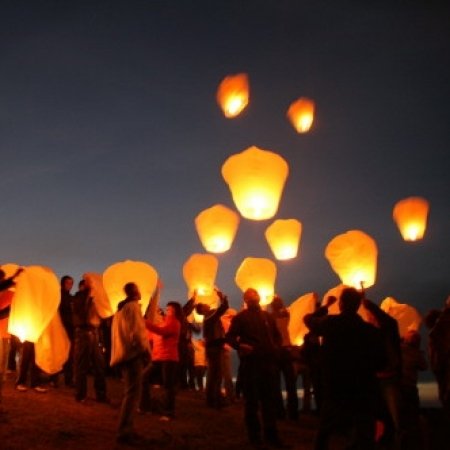 Dangaus žibintai jūsų šventei