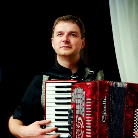 Profesionalus Muzikantas - Renginių Vedėjas