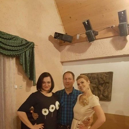 Garantuojama linksma šventė:)