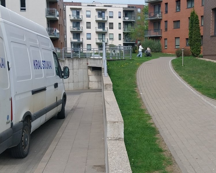 Perkraustymo paslaugos, transportavimas