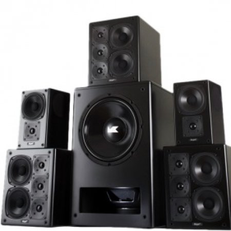 Garso įranga (kolonėlės, mikrofonai, apšvietimas)